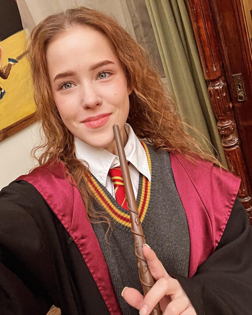 Who Is Nicole Murkovski? Age, Career & Net Worth 2026