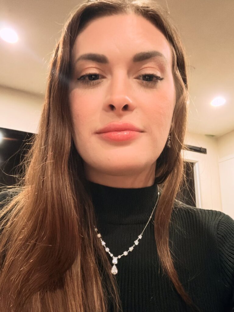 Who Is Lindsay Lee? Complete Biography, Career, Net Worth & Life Story