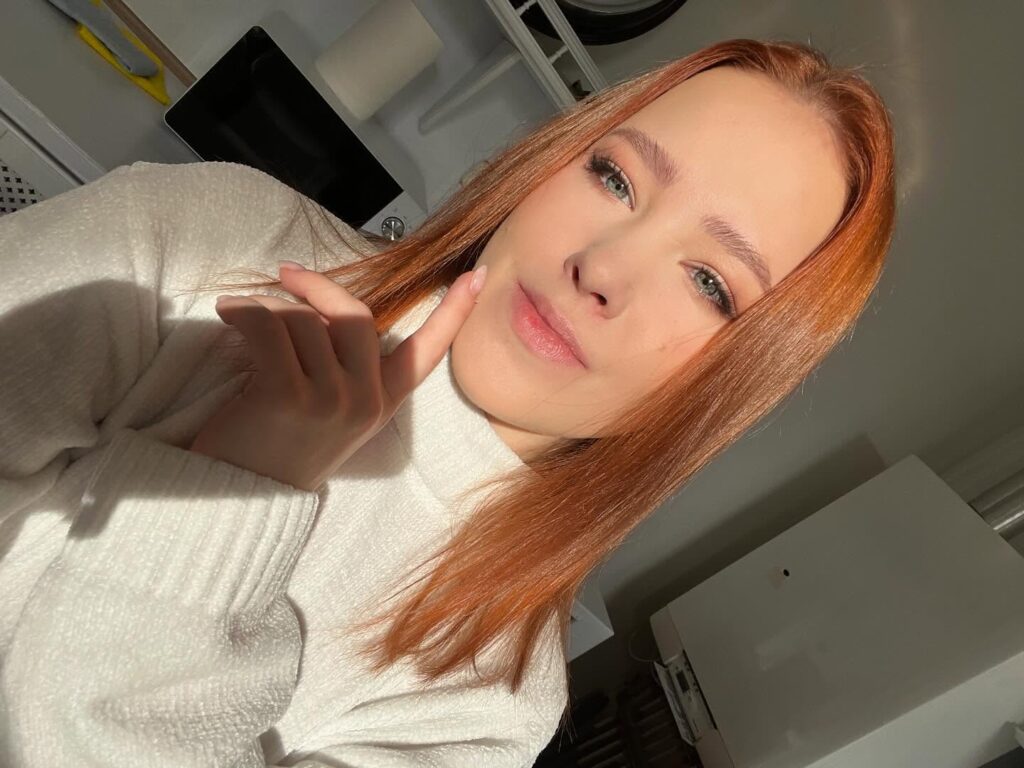 Who Is Nicole Murkovski? Age, Career & Net Worth 2026